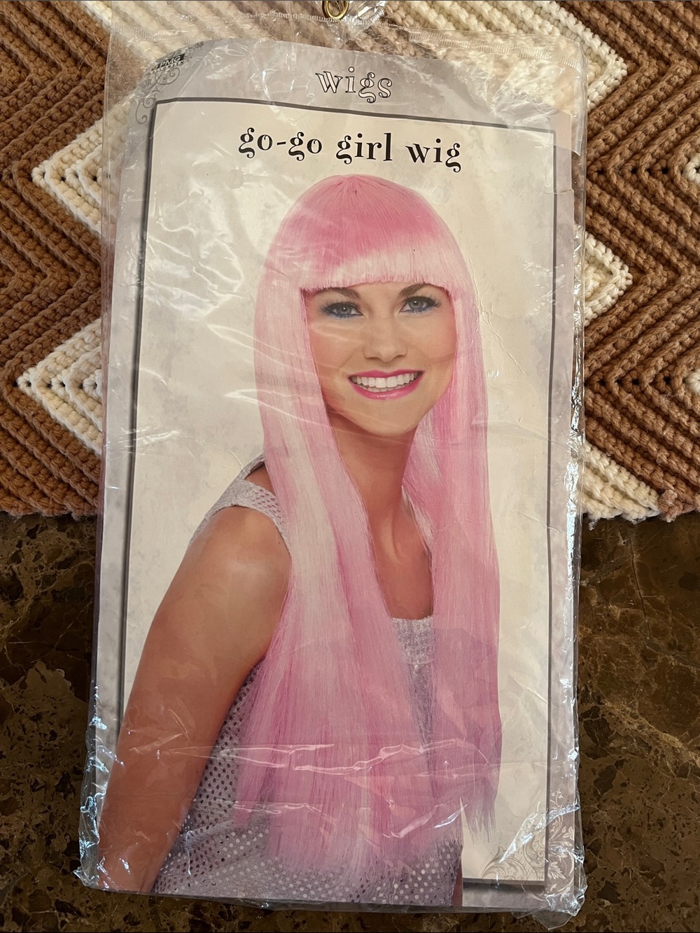 🆕 Go-go Girl Costume Wig Pink Hair Bangs